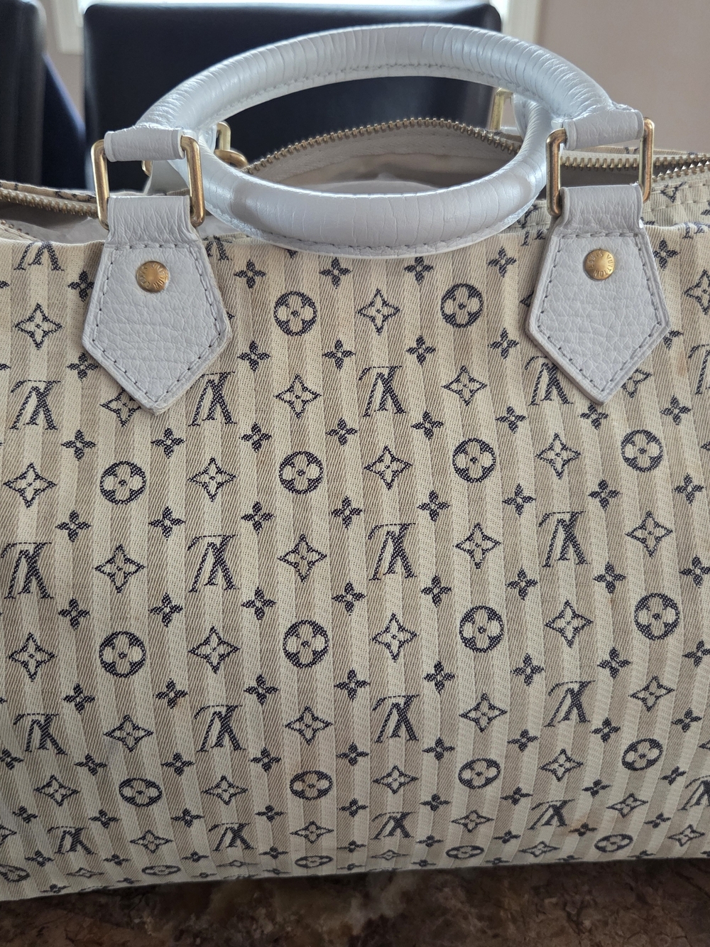 Louis Vuitton White Monogram Canvas Satchel with Gold Hardware - Picture 2 of 11